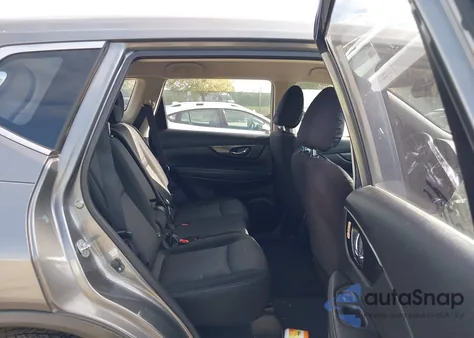 2017 Nissan Rogue S z USA, uszkodzony, nr VIN JN8AT2MV6HW256637